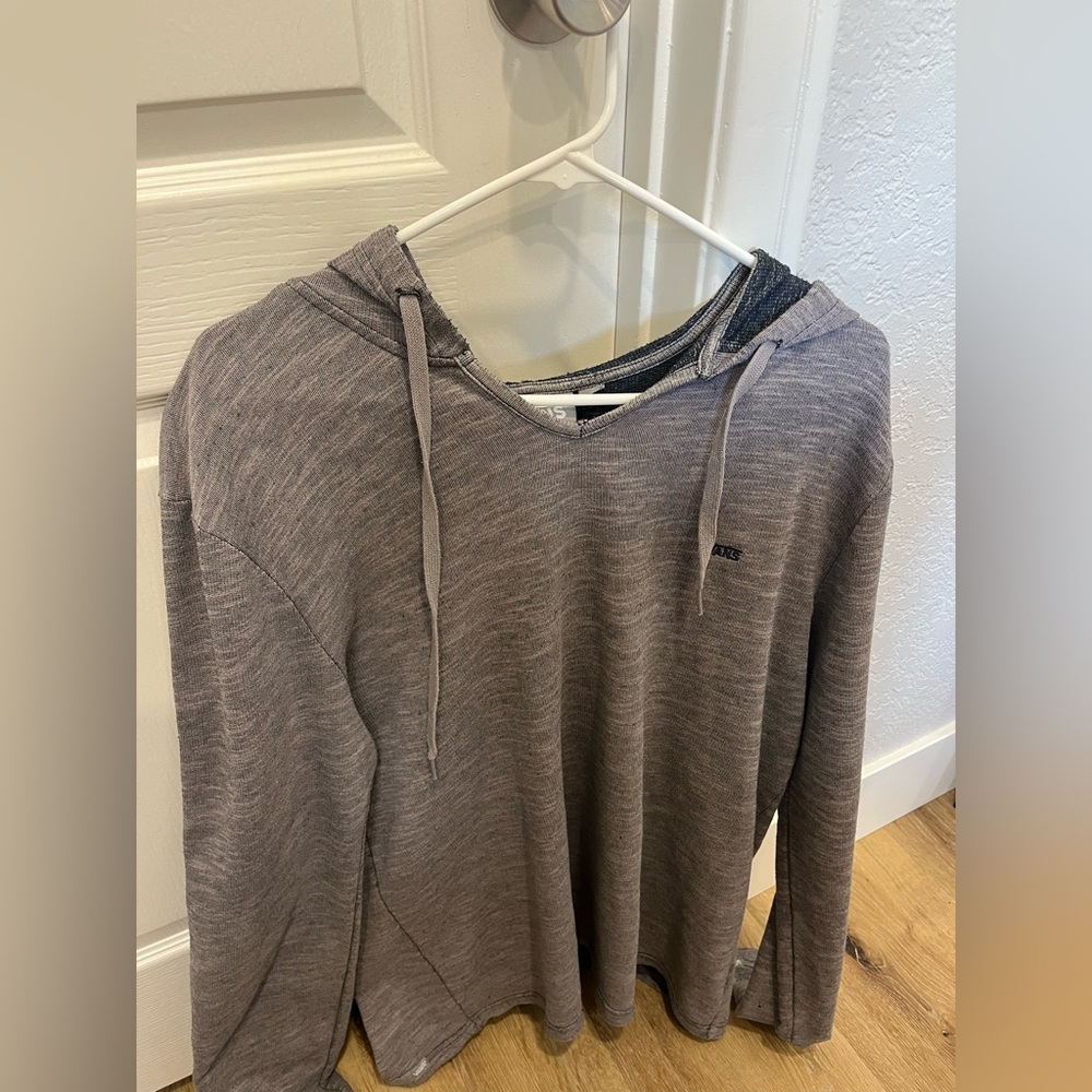MENS VANS PULLOVER SIZE EXTRA LARGE